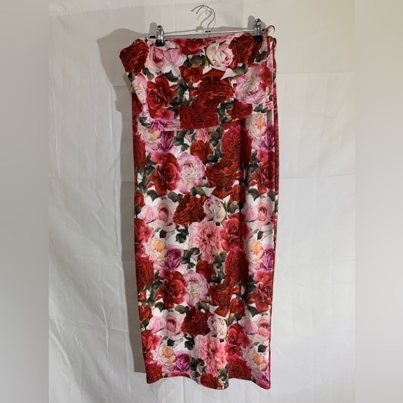 3/$28❤️Shein two piece multicolor floral print skirt, set size L - Picture 2 of 4